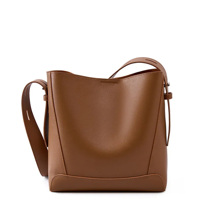 Chic Leather Shoulder Bag